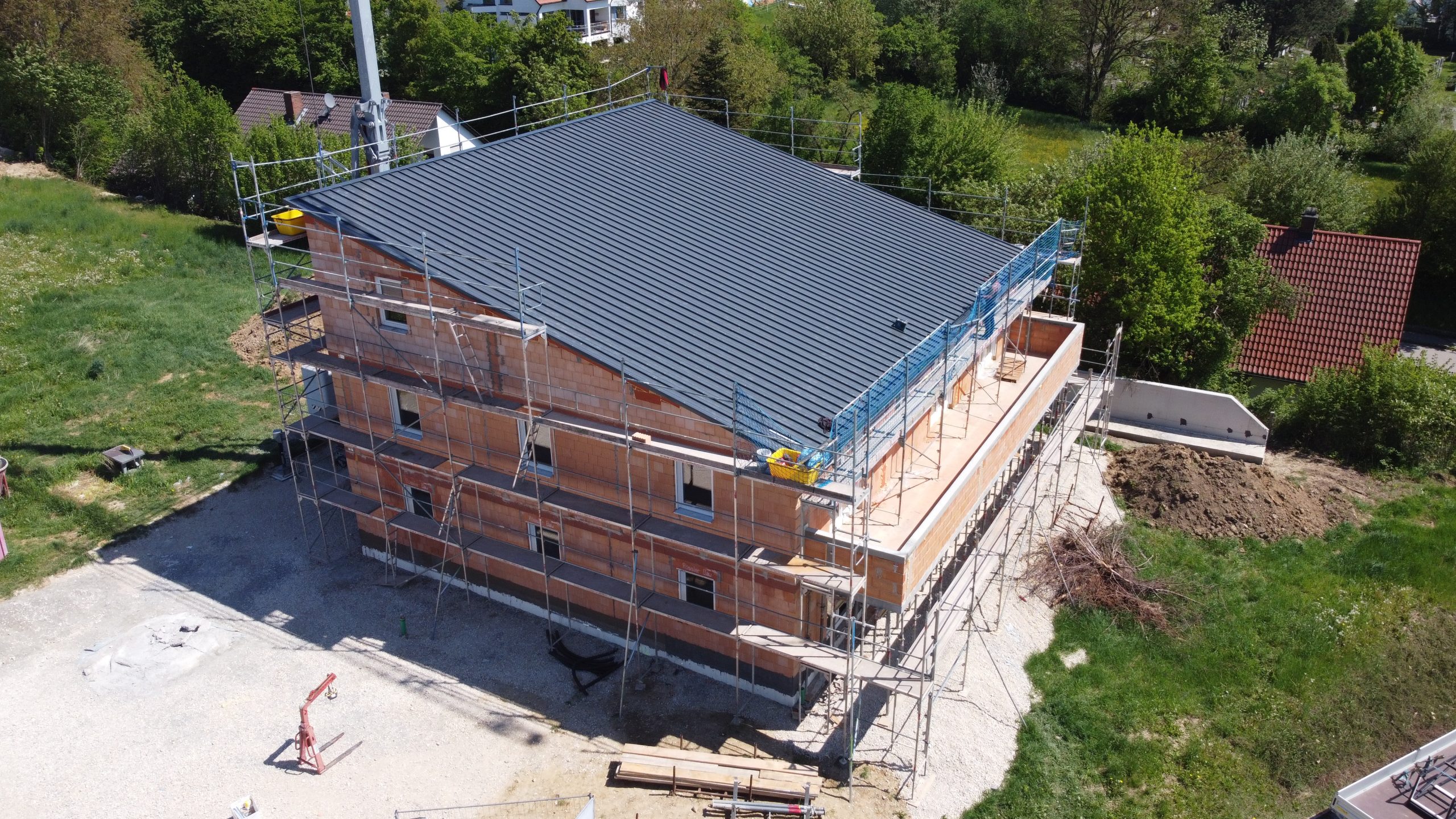 Baustelle von hochgradig energieautarkem Haus in Ehingen